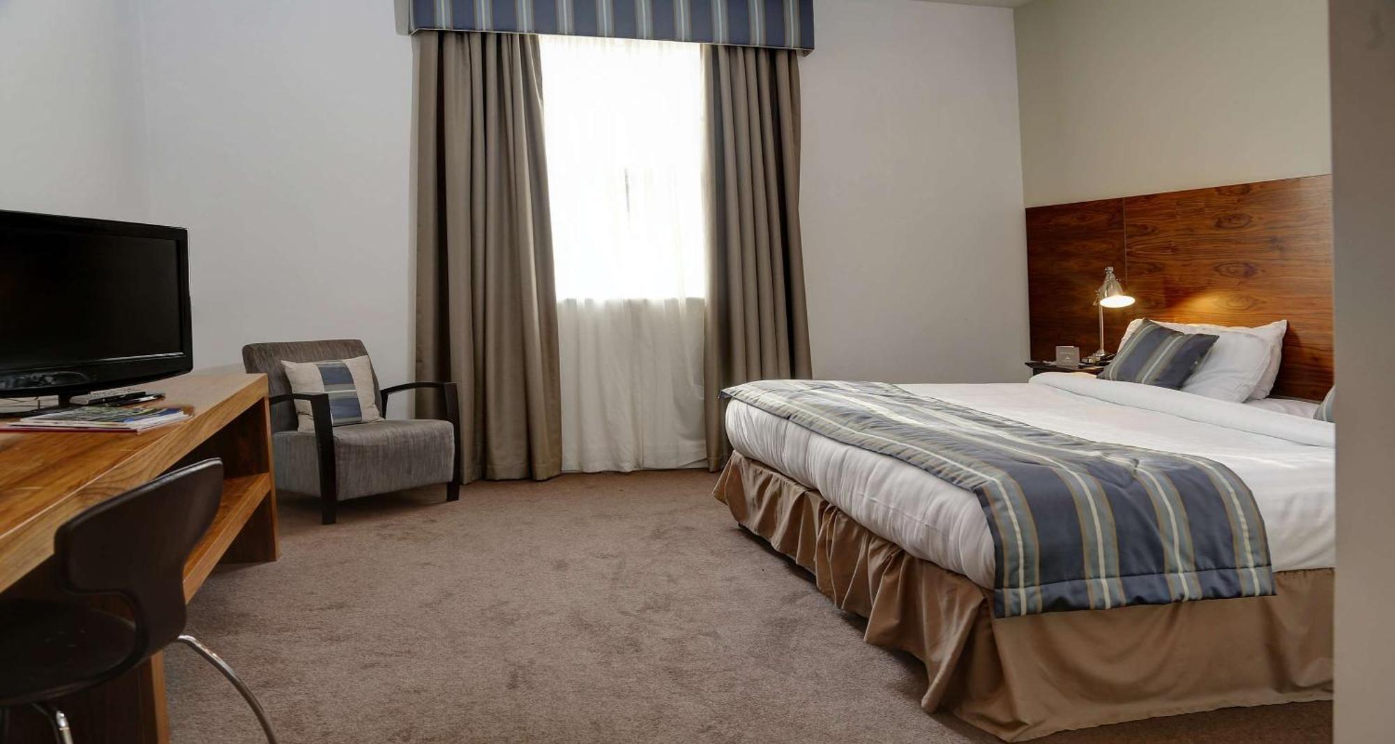 Best Western Plus Aston Hall Hotel ภายนอก รูปภาพ