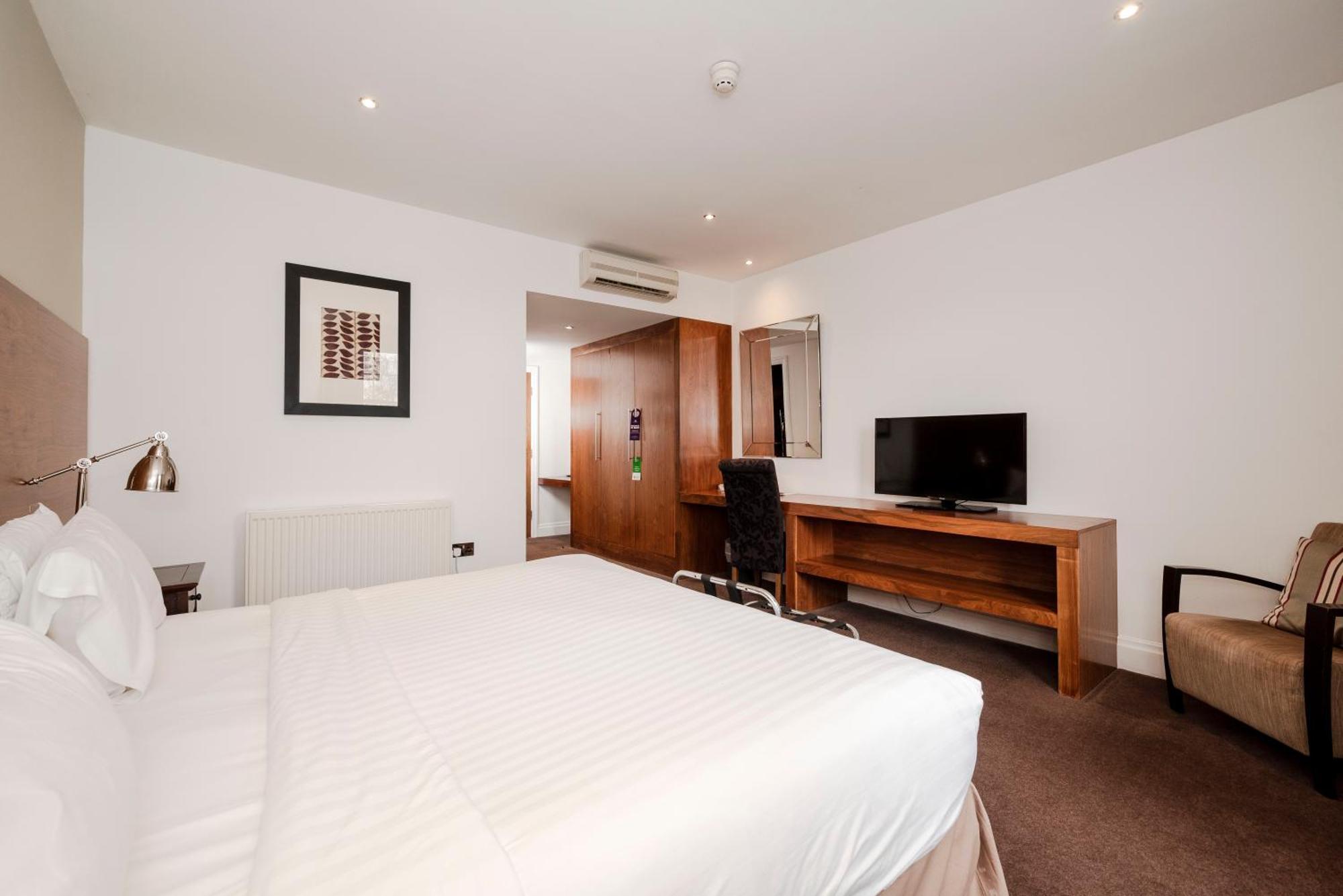 Best Western Plus Aston Hall Hotel ภายนอก รูปภาพ