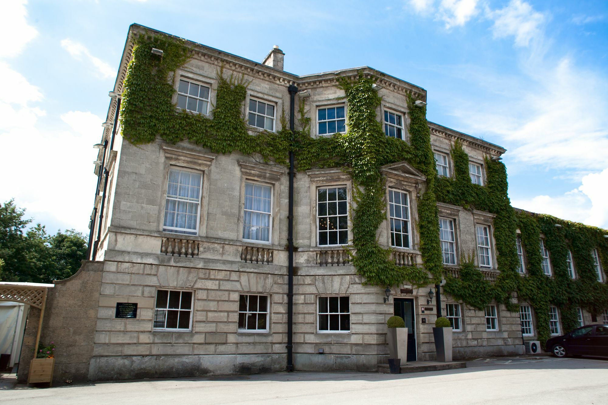 Best Western Plus Aston Hall Hotel ภายนอก รูปภาพ